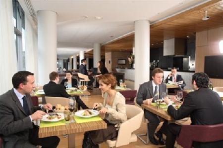 voco Paris - Porte de Clichy, an IHG Hotel