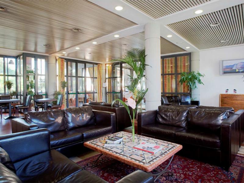 Petra Hotel and Residence