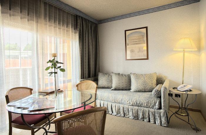 Petra Hotel and Residence