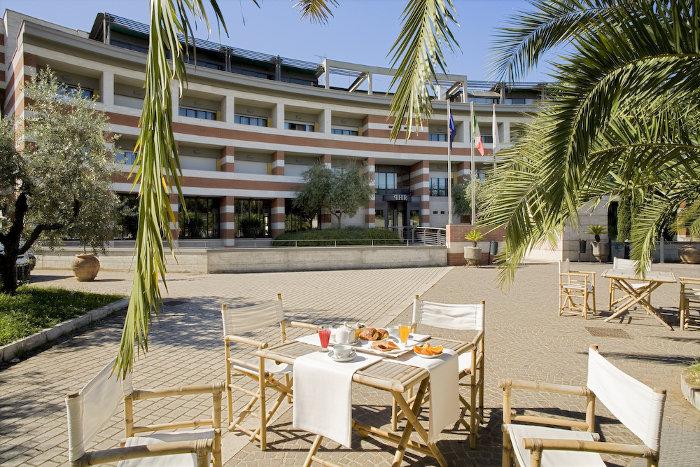 Petra Hotel and Residence