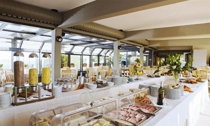 Petra Hotel and Residence