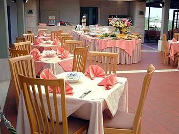 Petra Hotel and Residence