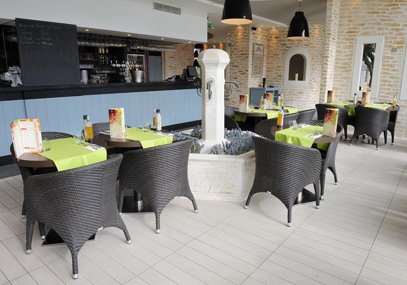 Residhome Appart Hotel Paris-Massy 