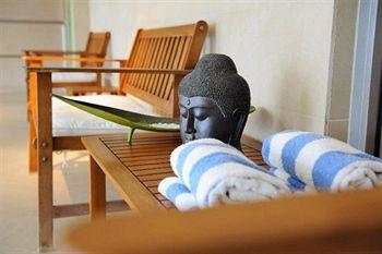 Residhome Appart Hotel Paris-Massy 