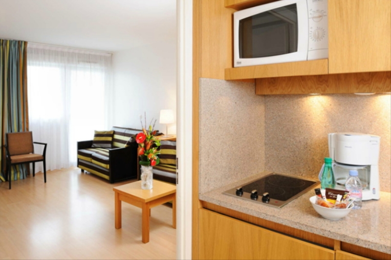Residhome Appart Hotel Paris-Massy 