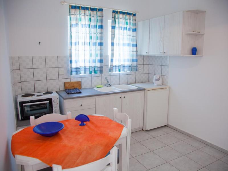 Litsa Mare Apartments