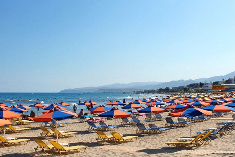 Latania Studios & Apartments