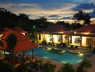 Khaolak Palm Hill Resort