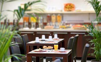 Park & Suites Elegance Villejuif