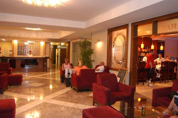 Hotel Aideria