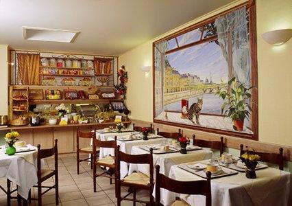 Comfort Hotel Nation Pere Lachaise Paris 11