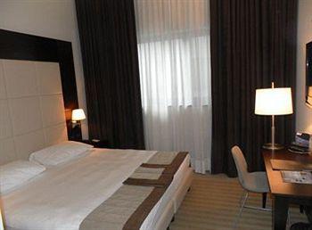 Idea Hotel Milano Watttredici