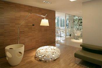 Idea Hotel Milano Watttredici