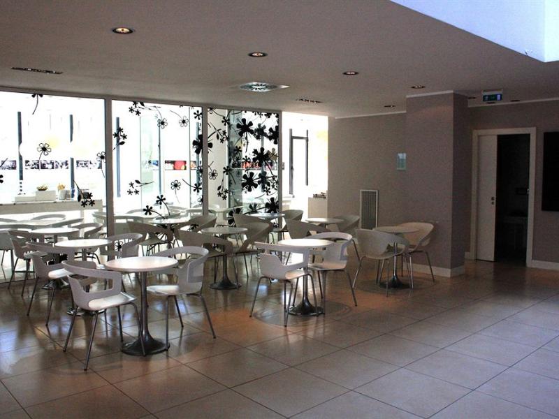 Idea Hotel Milano Watttredici