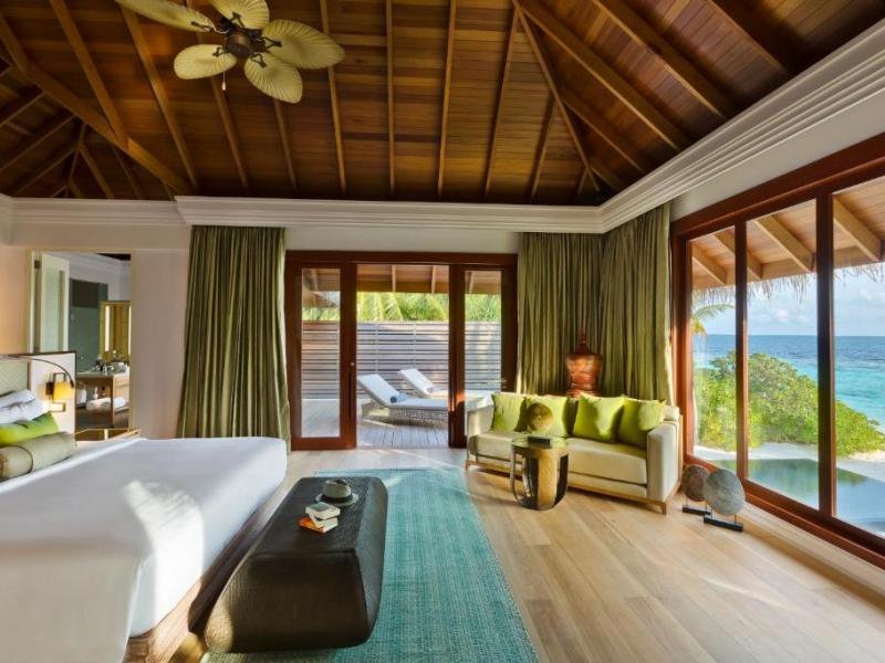 Dusit Thani Maldives
