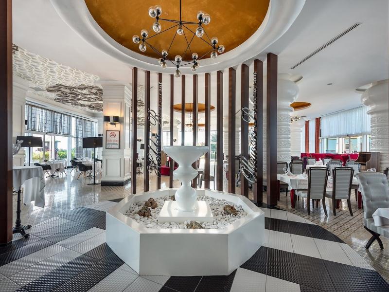 Vikingen Infinity Resort & Spa