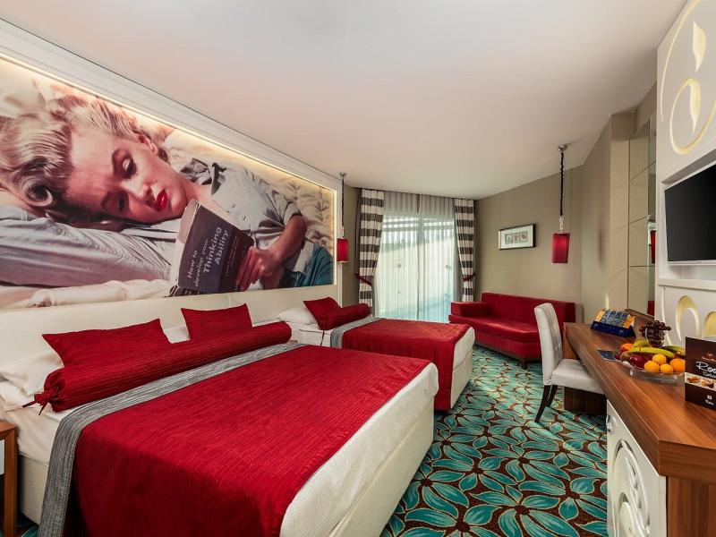 Vikingen Infinity Resort & Spa