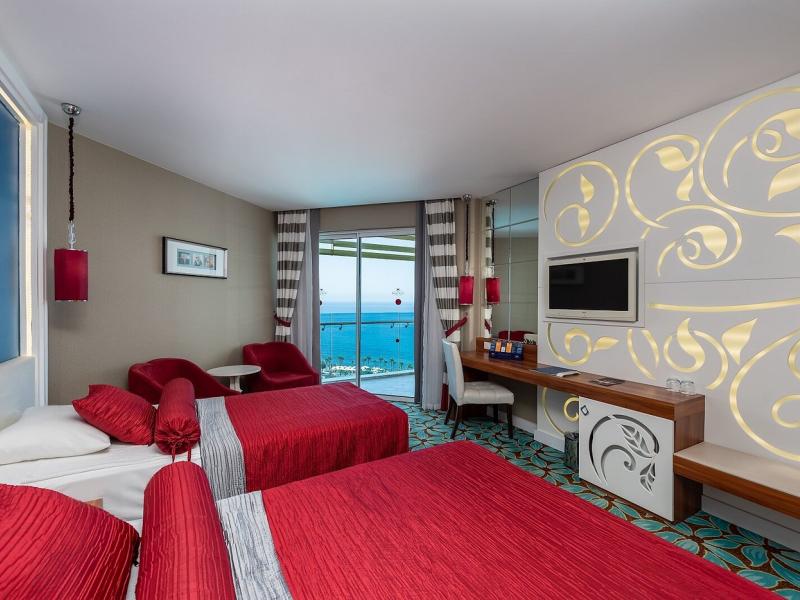 Vikingen Infinity Resort & Spa