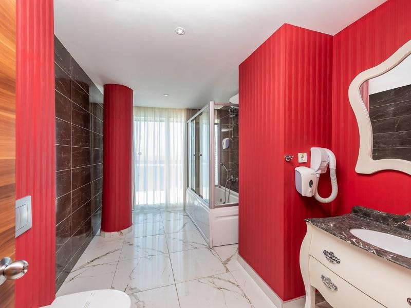 Vikingen Infinity Resort & Spa