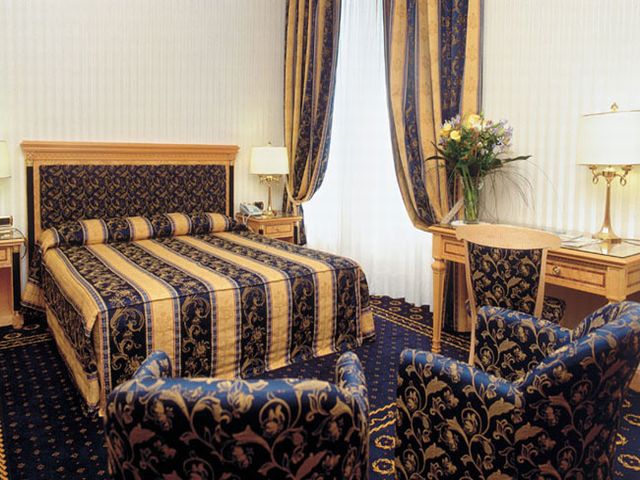 Andreola Central Hotel