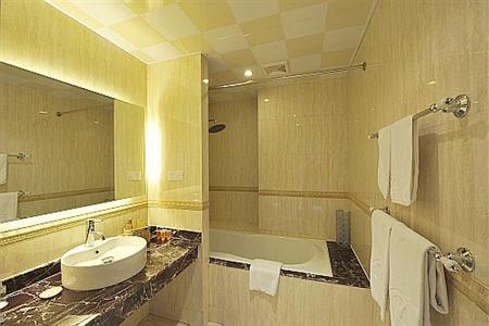 Chinas Best Value Inn Pudong Avenue