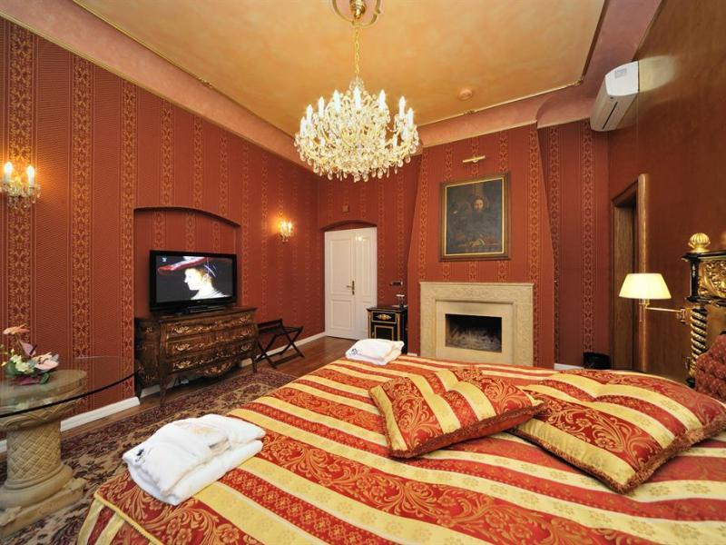 Alchymist Nosticova Palace