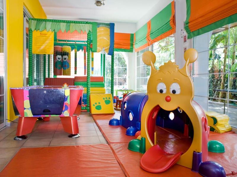 Peridis Family Resort