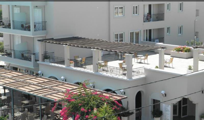 Peridis Family Resort