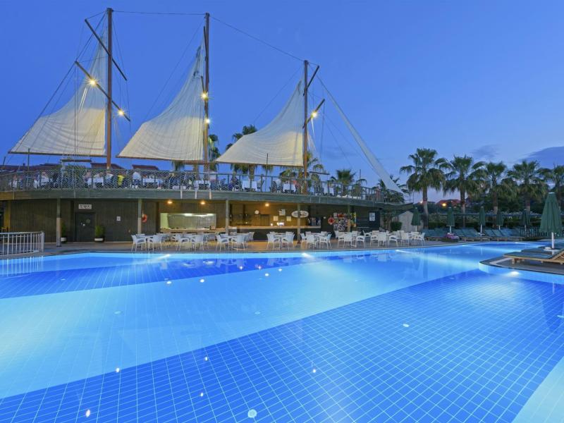 Can Garden Resort