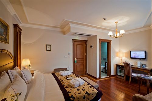 Glk Premier The Home Suites & Spa