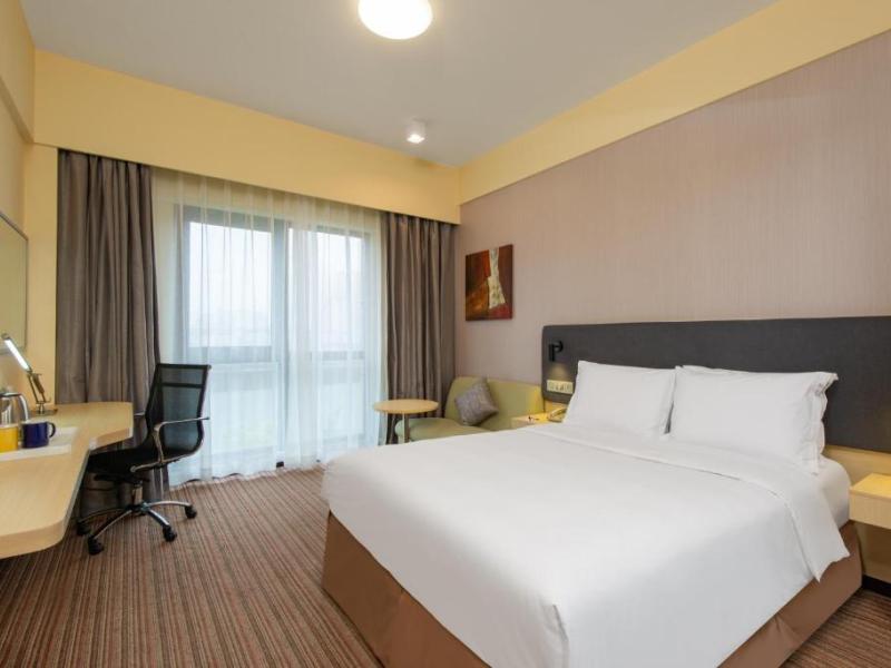 Holiday Inn Express Putuo Shanghai