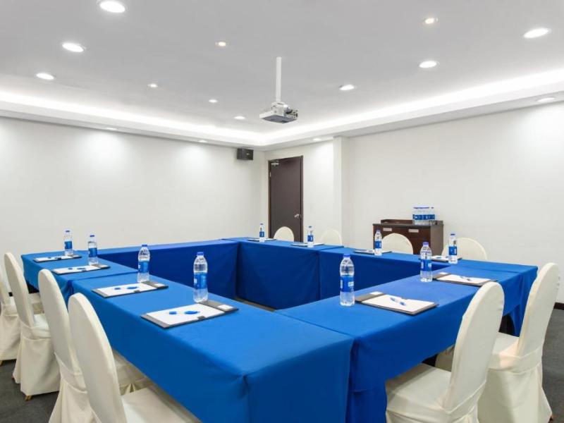 Holiday Inn Express Putuo Shanghai