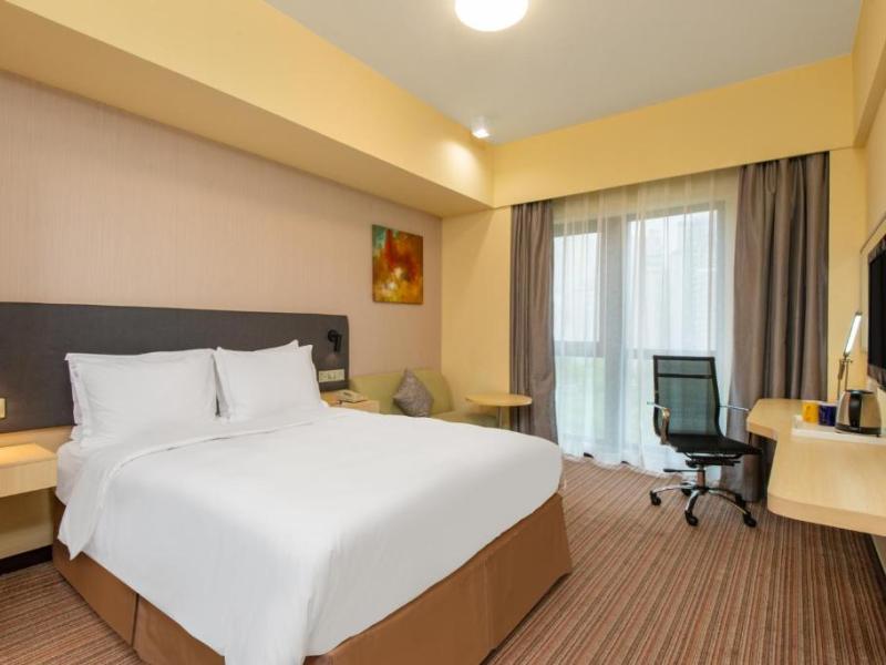 Holiday Inn Express Putuo Shanghai