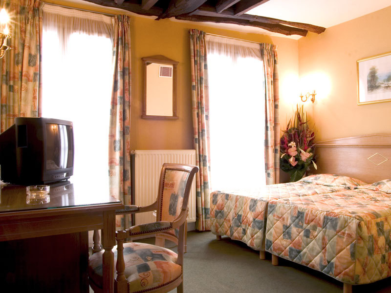 Hotel La Fleche D`Or Paris