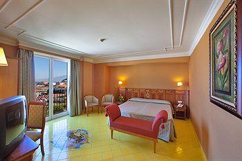 Grand Hotel La Pace