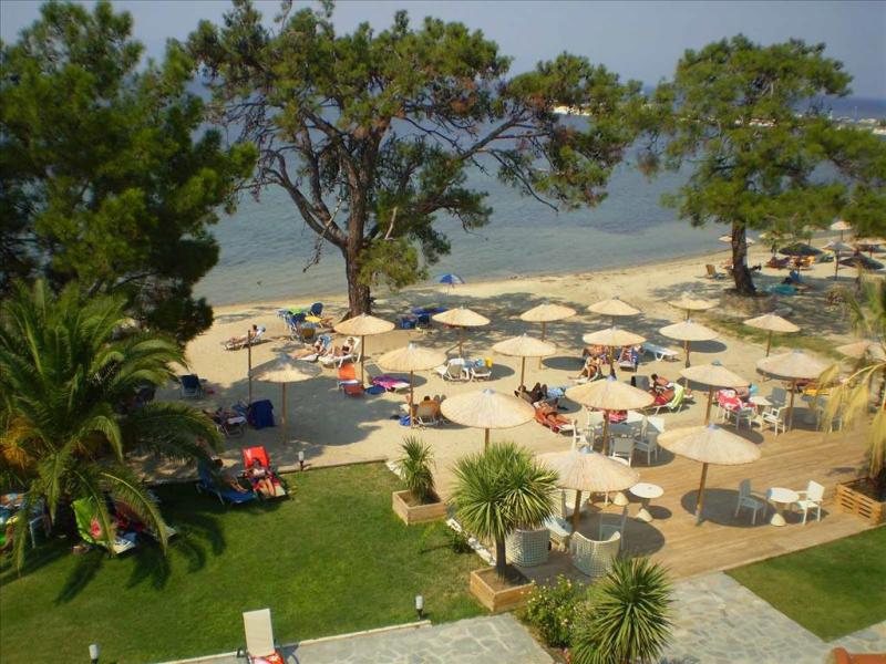 Rachoni Bay Hotel