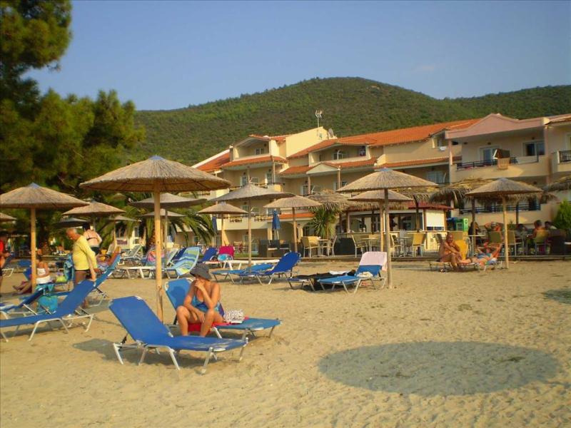 Rachoni Bay Hotel