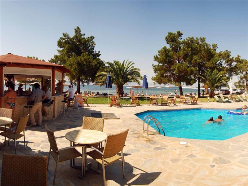 Rachoni Bay Hotel