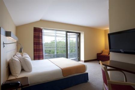 Holiday Inn Express Paris Canal De La Villette