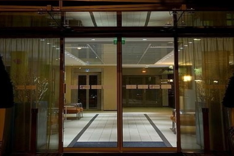 Holiday Inn Express Paris Canal De La Villette