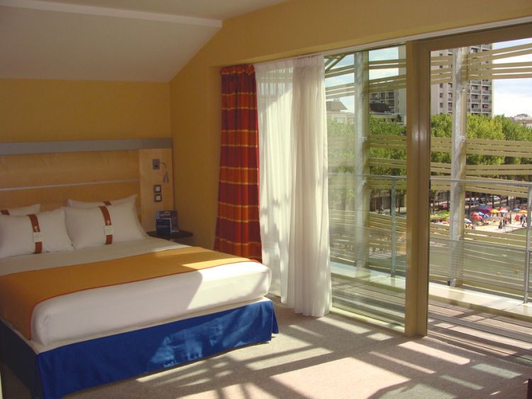 Holiday Inn Express Paris Canal De La Villette