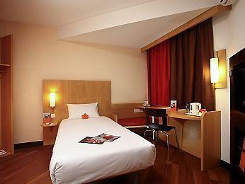 Ibis Hotel Waigaoqiao Shanghai