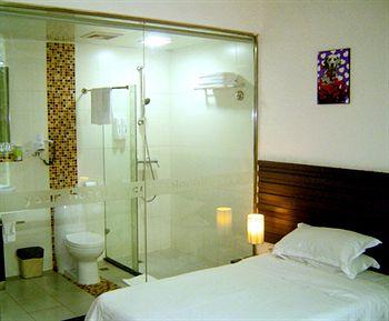 Colourful Days Hotel