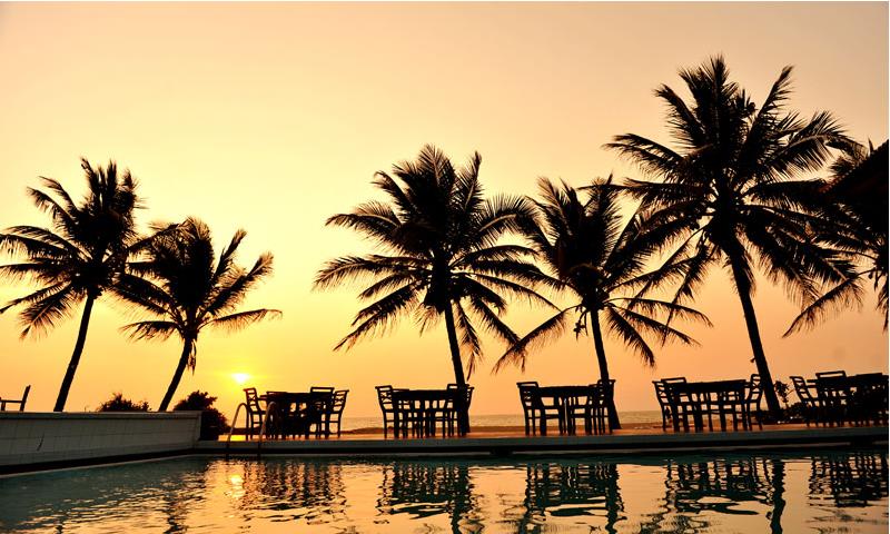 Catamaran Beach Hotel