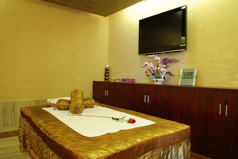 Oriental Bund Hotel Shanghai