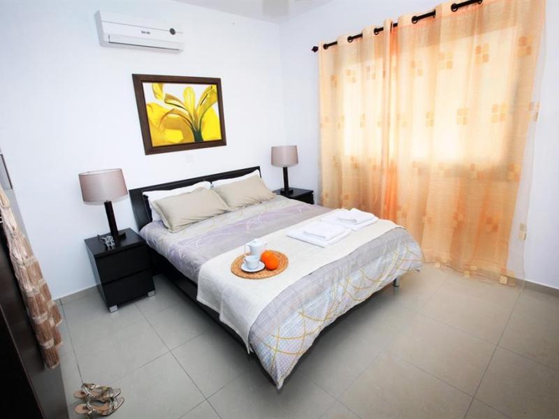 Oracle Exclusive Resort