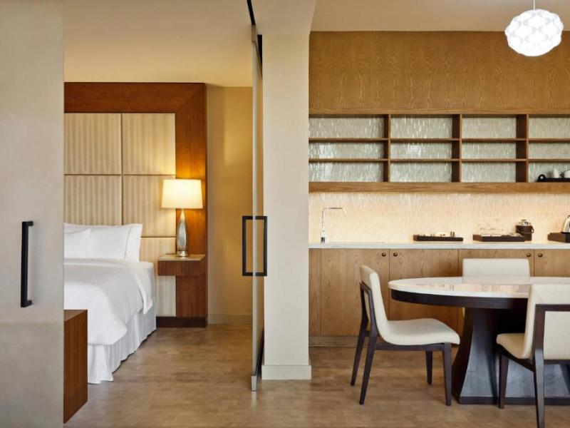 VOGO Abu Dhabi Golf Resort & Spa