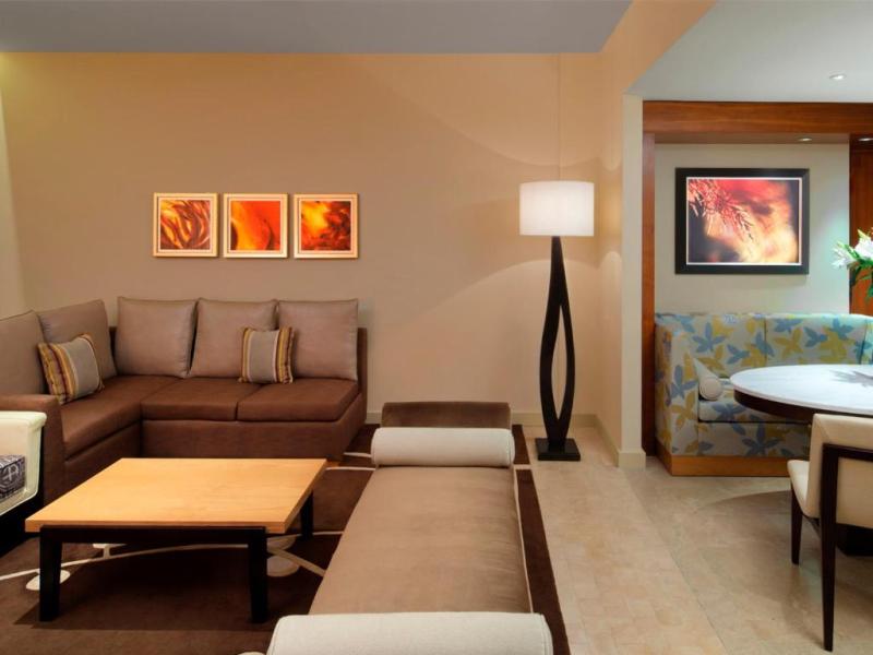 VOGO Abu Dhabi Golf Resort & Spa