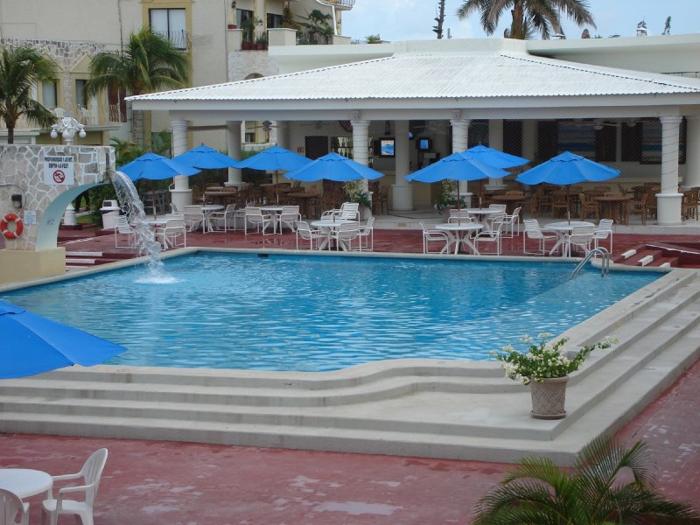 Holiday Inn Express Zona Hotelera Cancun