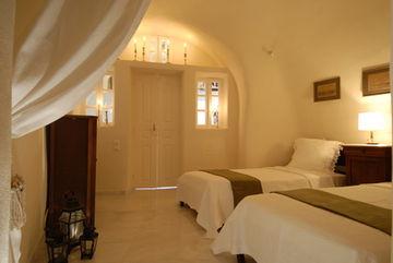 Canaves Oia Hotel